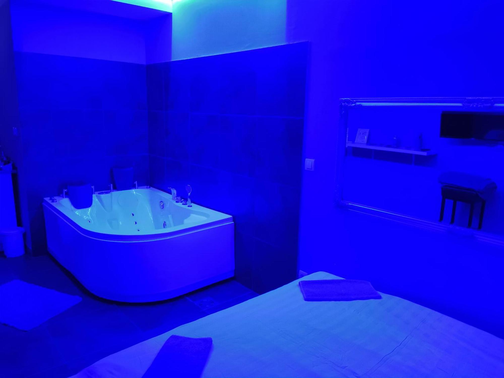 Intima Spa Apartmani Белград Стая снимка