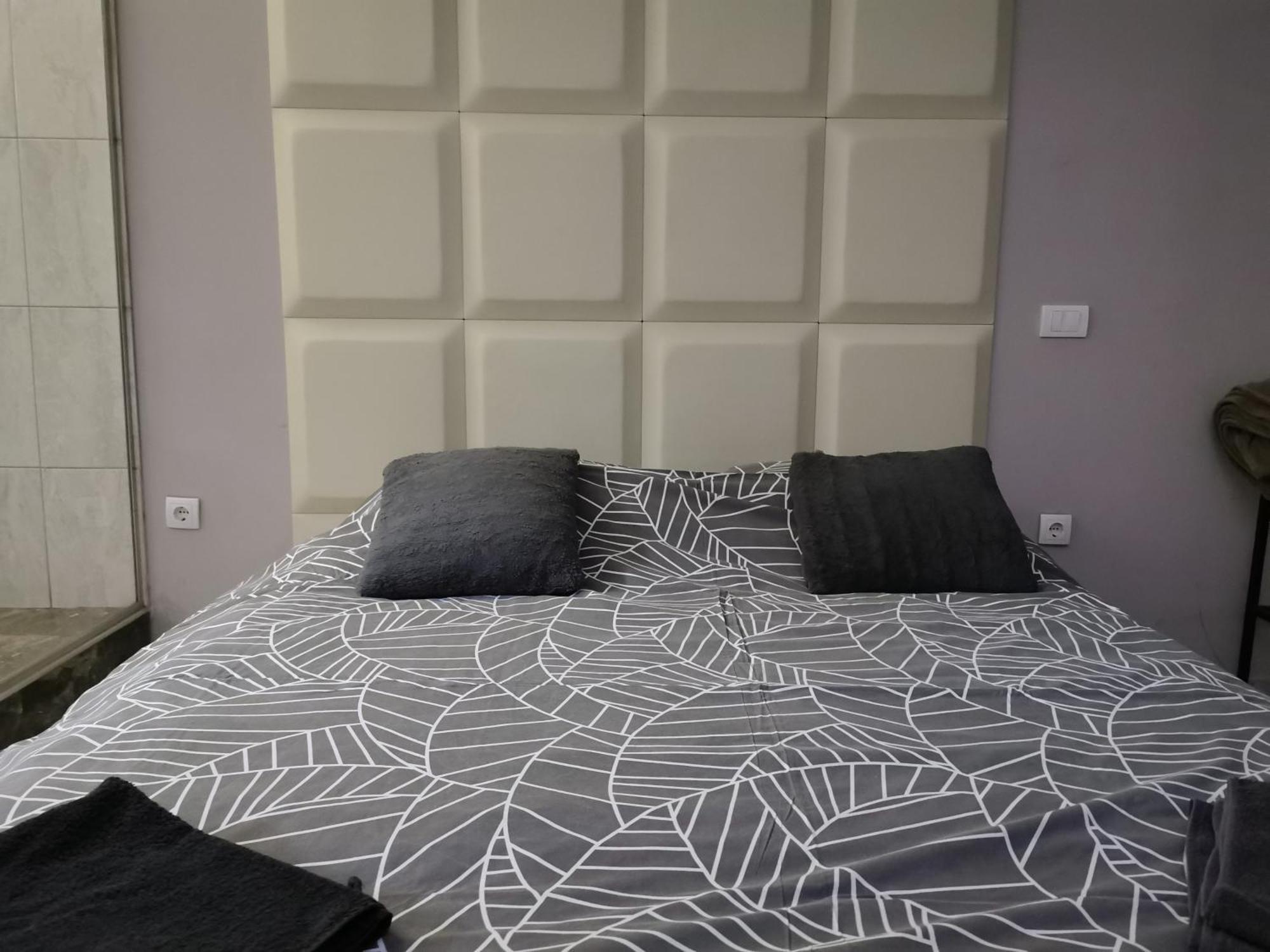 Intima Spa Apartmani Белград Стая снимка